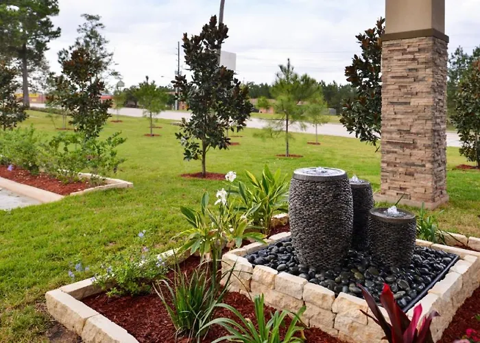 Scottish Inn & Suites - Conroe
