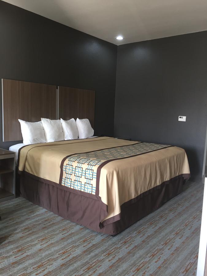 Motel Scottish & -